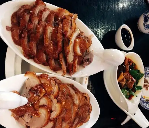 學(xué)北京烤鴨要多少錢